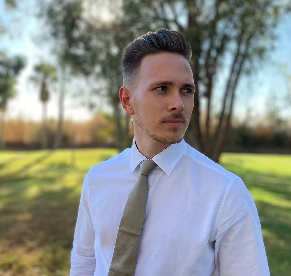 Raphael Hoetzel, founder and chef at Basil Algarve
